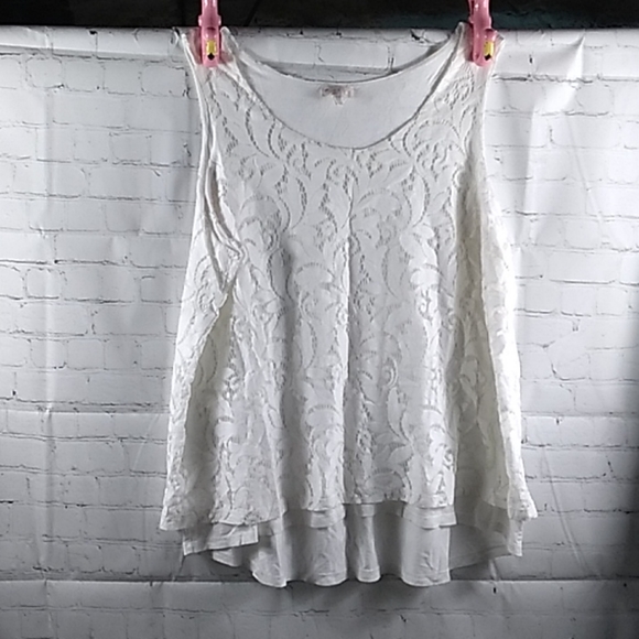 Lace Overlay Tank - Picture 1 of 9